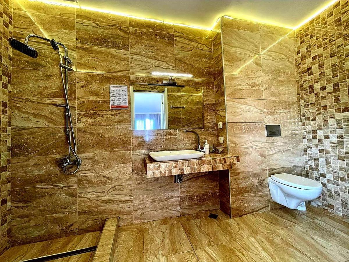 Live Inn Ureki Bagian luar foto