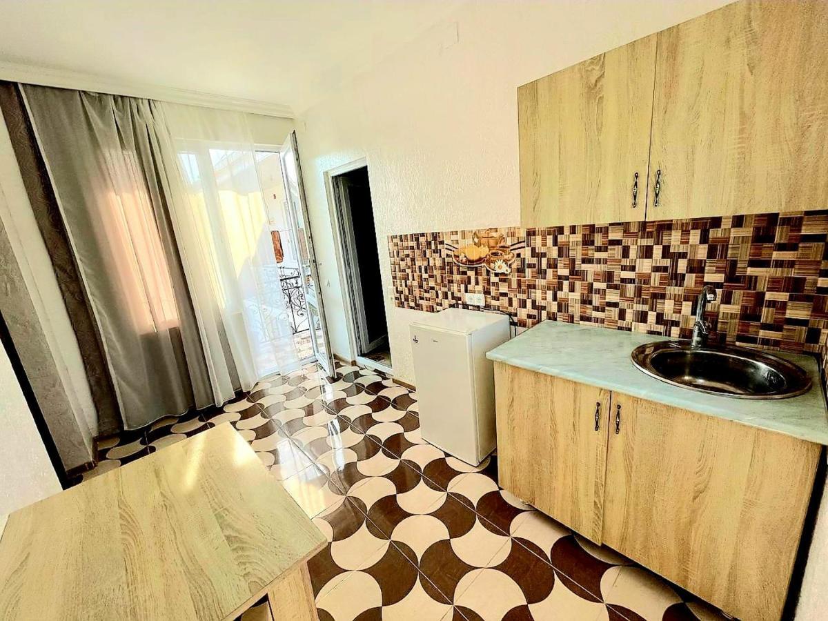 Live Inn Ureki Bagian luar foto