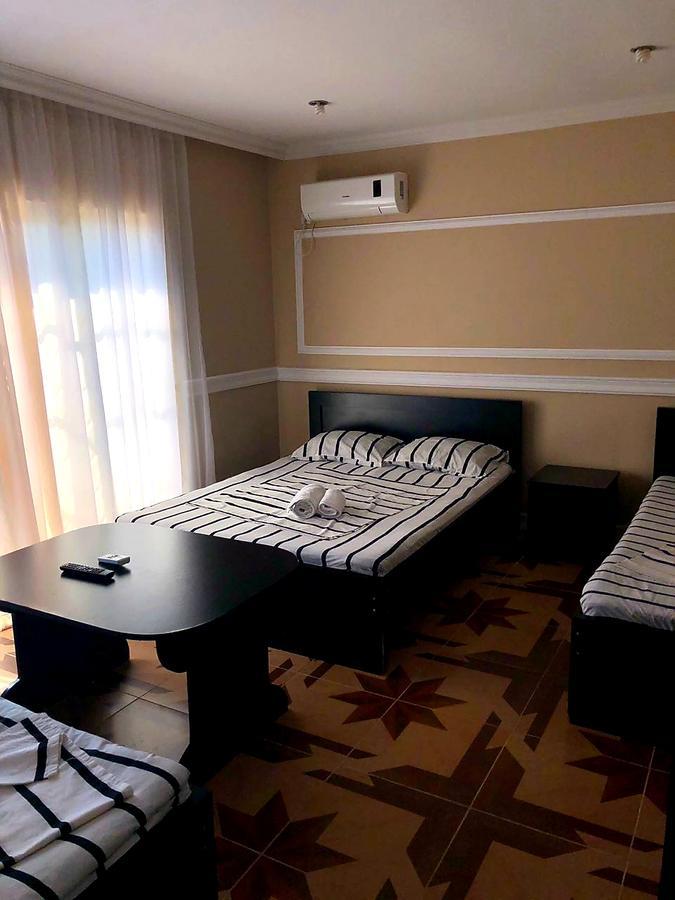 Live Inn Ureki Bagian luar foto